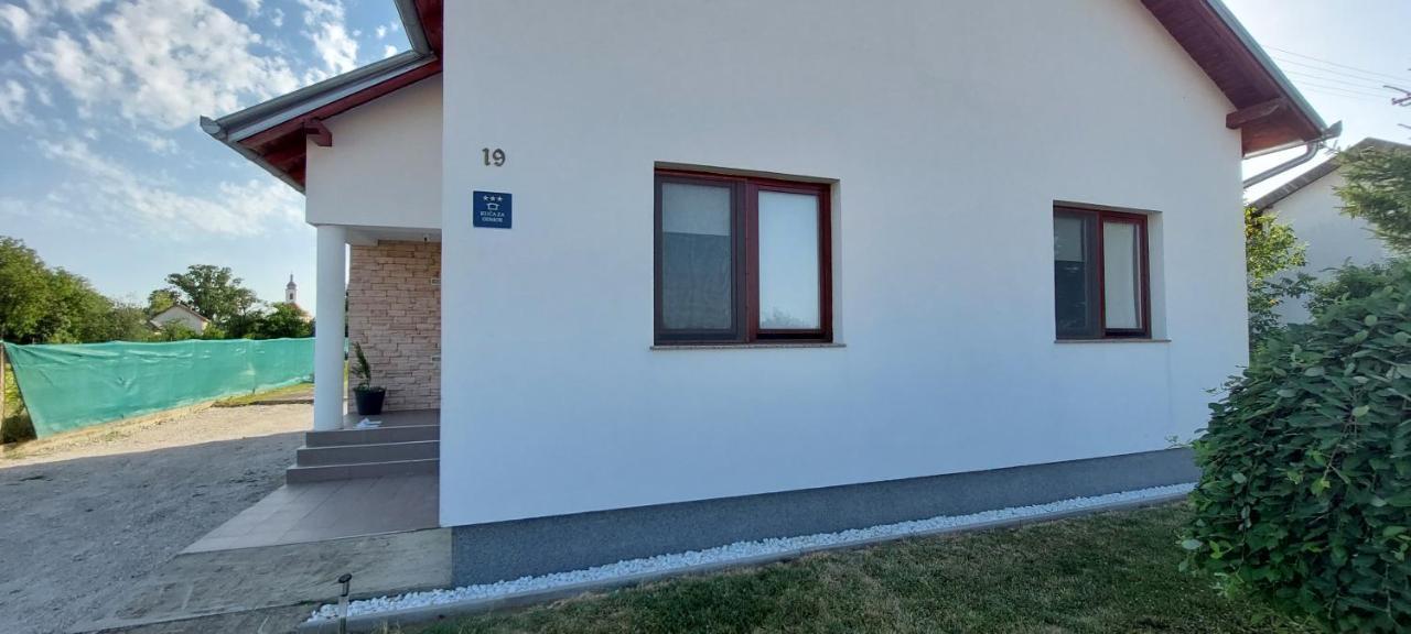 Kuca Za Odmor Domus Alba Villa Branjin Vrh Dış mekan fotoğraf
