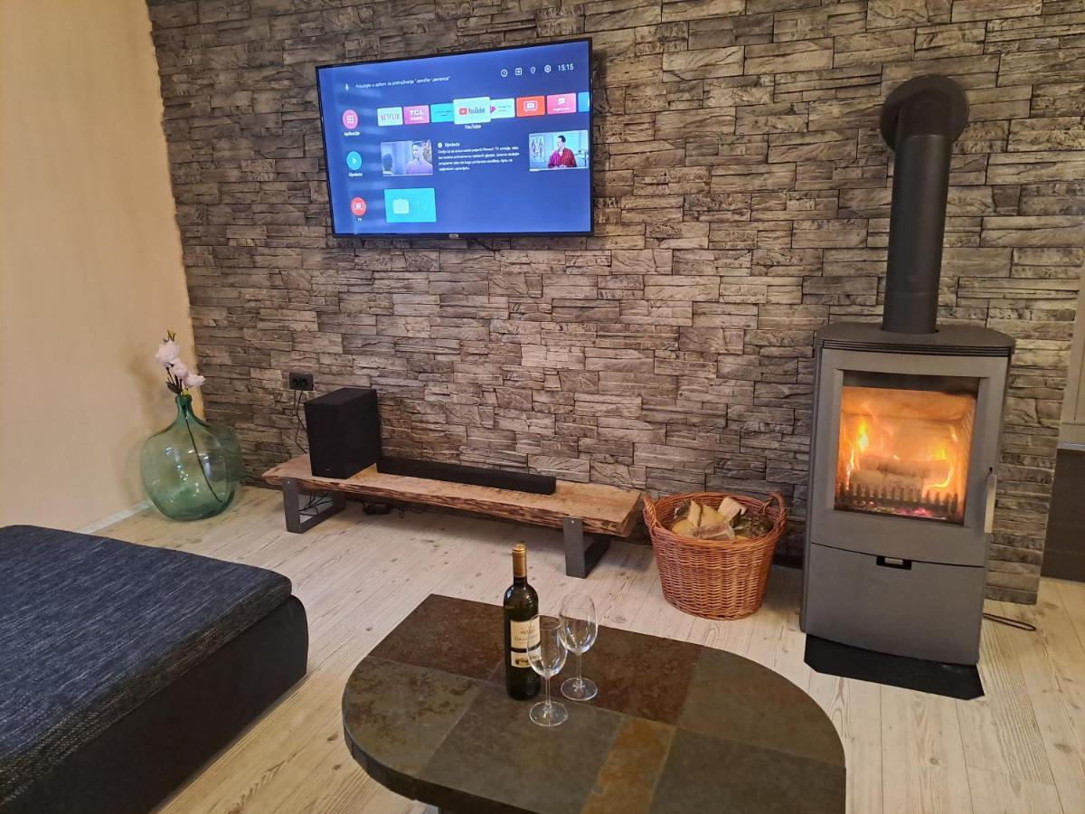 Kuca Za Odmor Domus Alba Villa Branjin Vrh Dış mekan fotoğraf